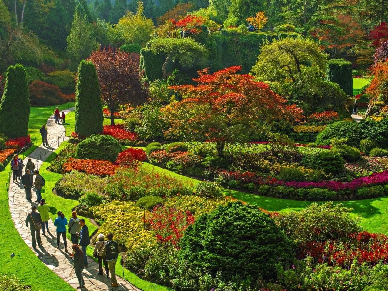 Butchart Gardens To Raise Starting Wages To 15 Hour