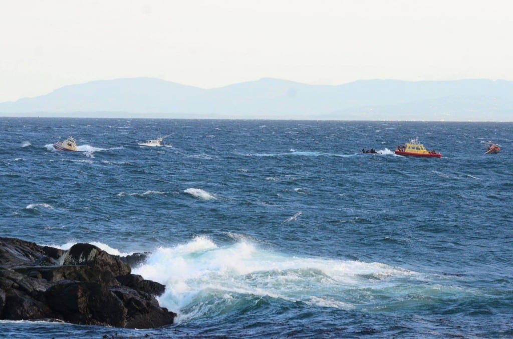 RCM-SAR 35 Victoria arriving on scene. Large waves as you can see. Image: RCM-SAR - Station 37 Sooke 