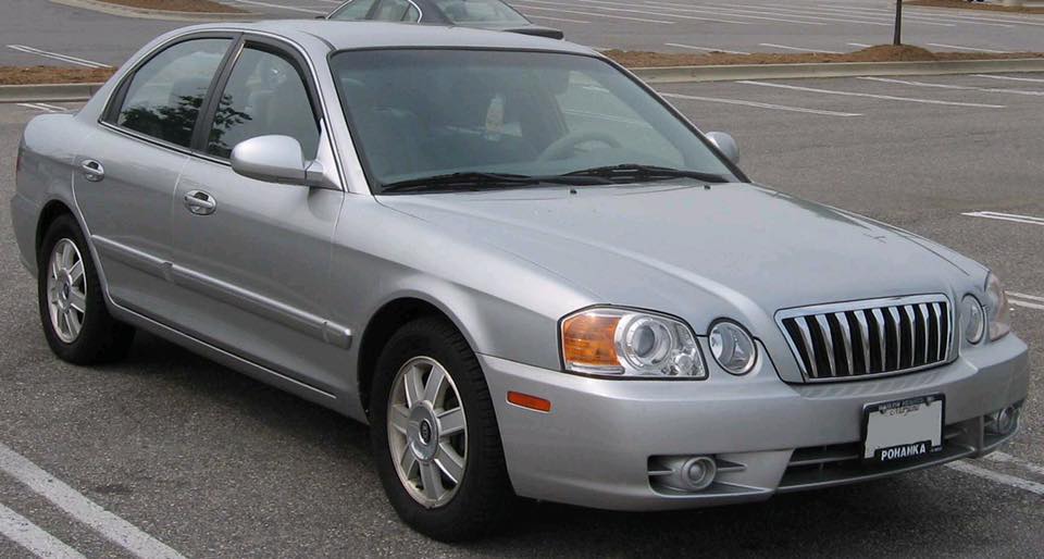 Sooke RCMP are asking the public to be on the look out for a grey 2003 KIA Magentis similar to the one in the photo – if seen please call 911, and do not approach the subjects.
