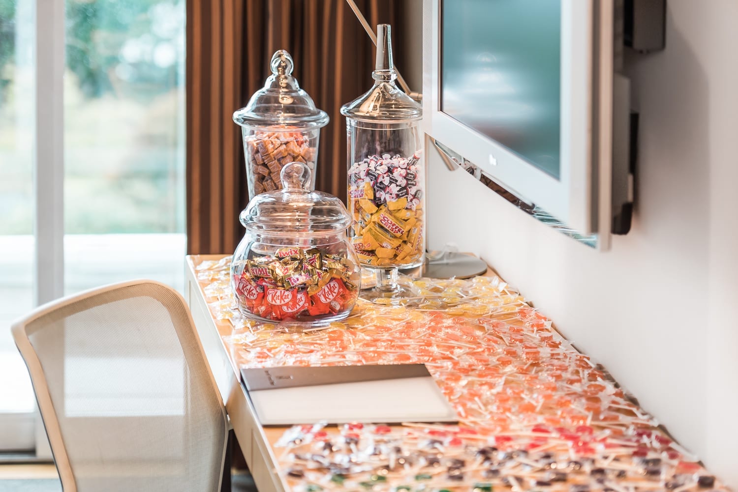 Experience a bonafide Halloween sugar rush in the candy-filled Treat Suite. Photo ItkasanImages for Inn at Laurel Point.