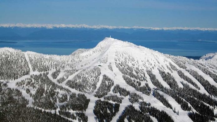 Mt Washington Snowboarder dead